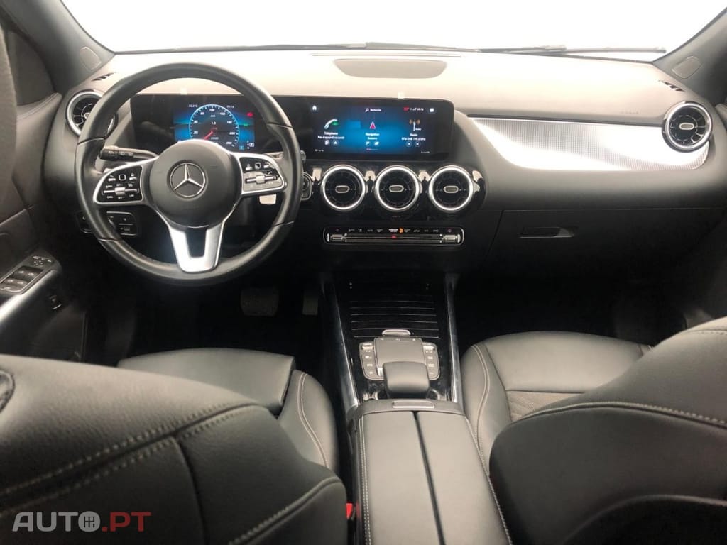 Mercedes-Benz GLA 200 Progressive