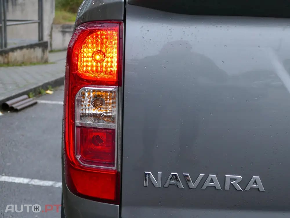 Nissan Navara 2.3 dCi CD 4WD N-Connecta Navi+Barras