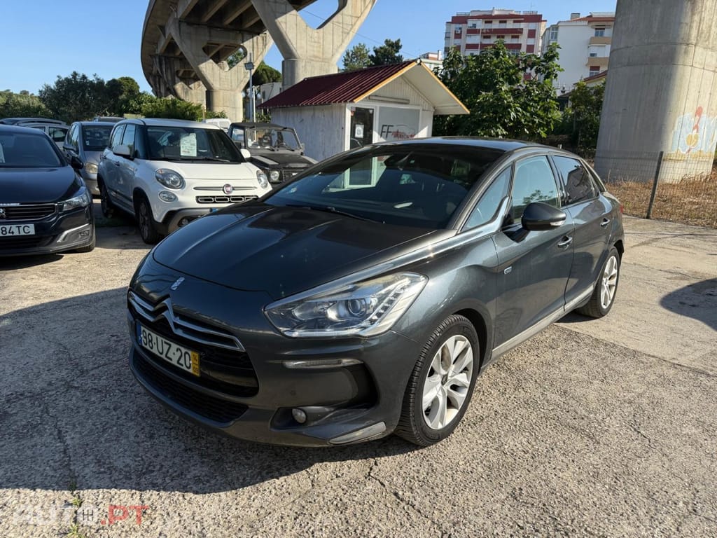 Citroen DS5 2.0 HDi Hybrid4 So Chic CMP6