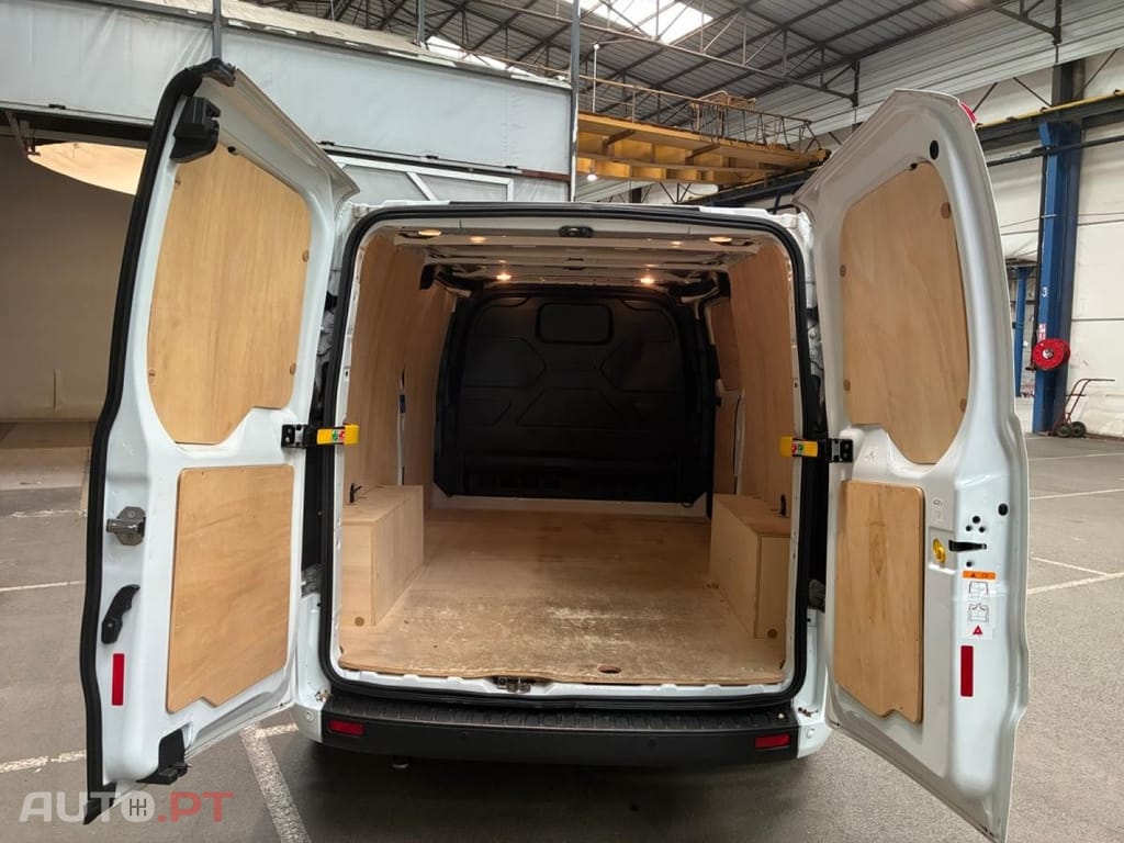 Ford Transit Custom 300 L2 2.0 EcoBlue Trend H1 Aut.