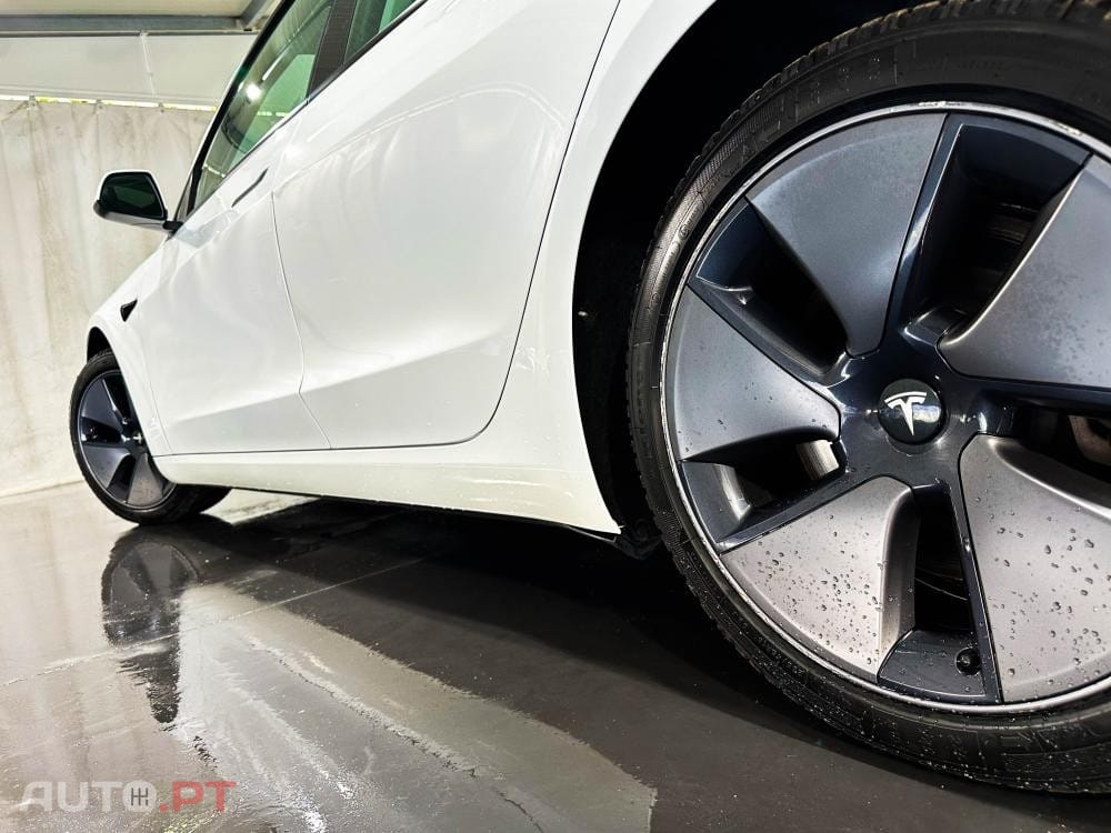 Tesla Model 3 Long Range AWD Dual Motor