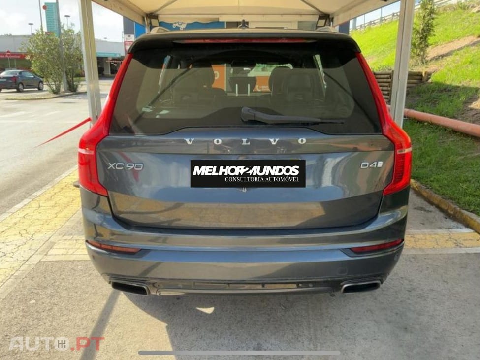 Volvo XC90 2.0 D4 R-Design