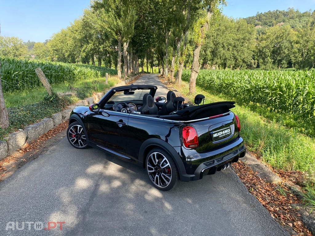 MINI John Cooper Works Plus Auto Desportiva