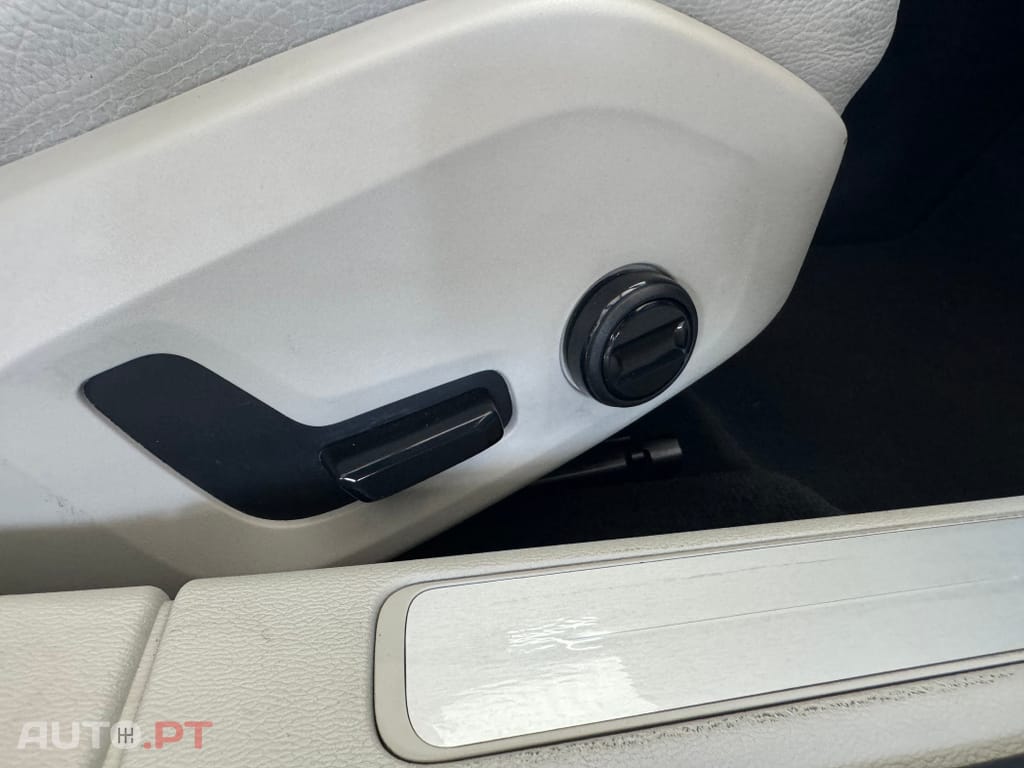 Volvo V60 2.0 T6 AWD TE Inscription Expression