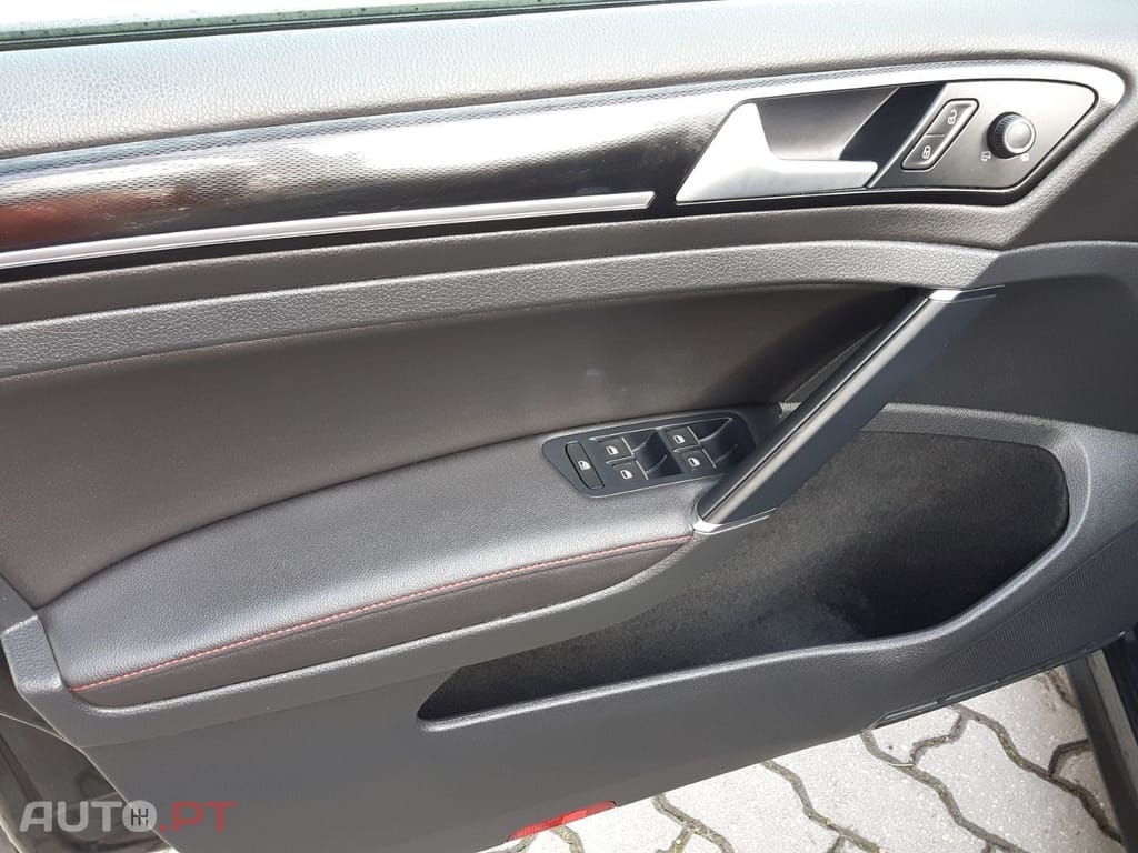 Volkswagen Golf 2.0 TSi GTi Performance