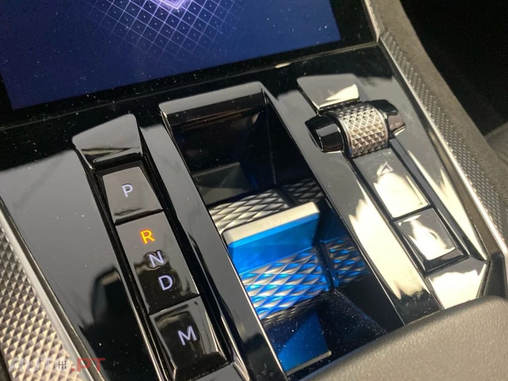 DS DS4 1.2 Puretech 130 EAT8 Performance Line