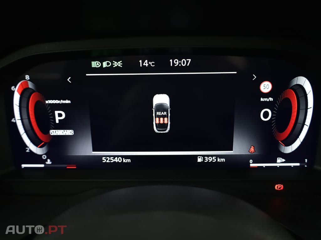 Nissan Qashqai Qashqai 1.3 DIG-T N-Connecta LED Xtronic
