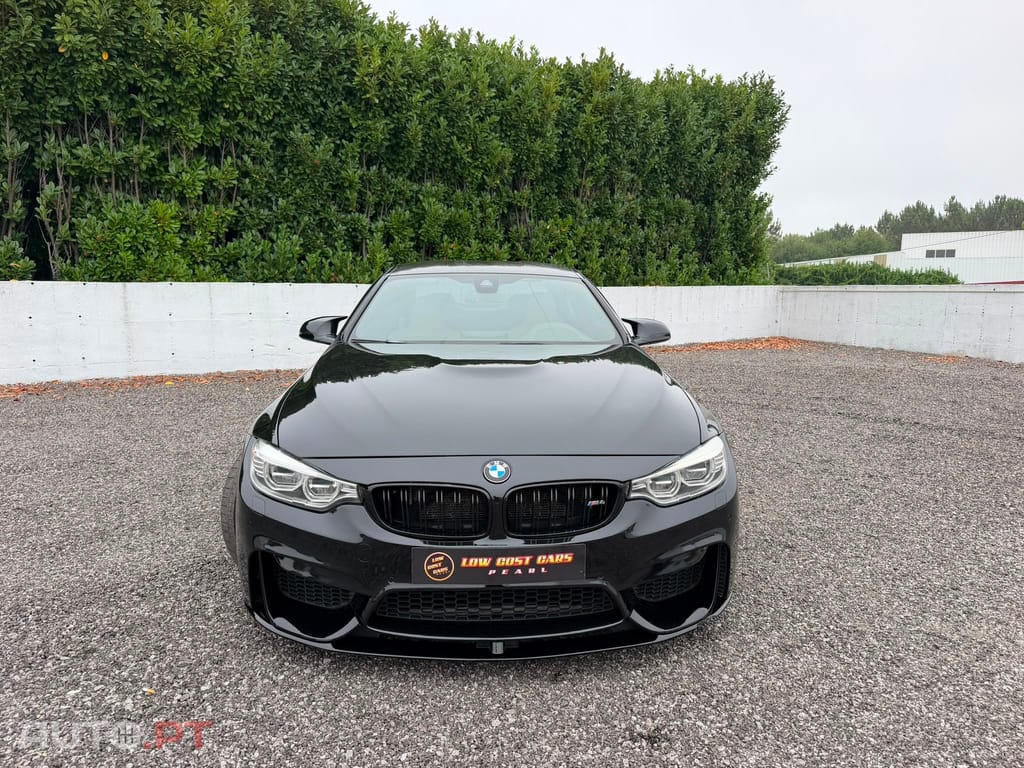 BMW M4 Auto