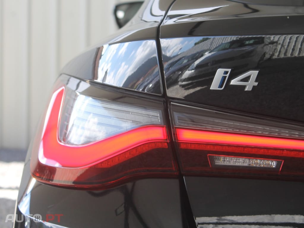 BMW i4 eDrive40 Desportiva M