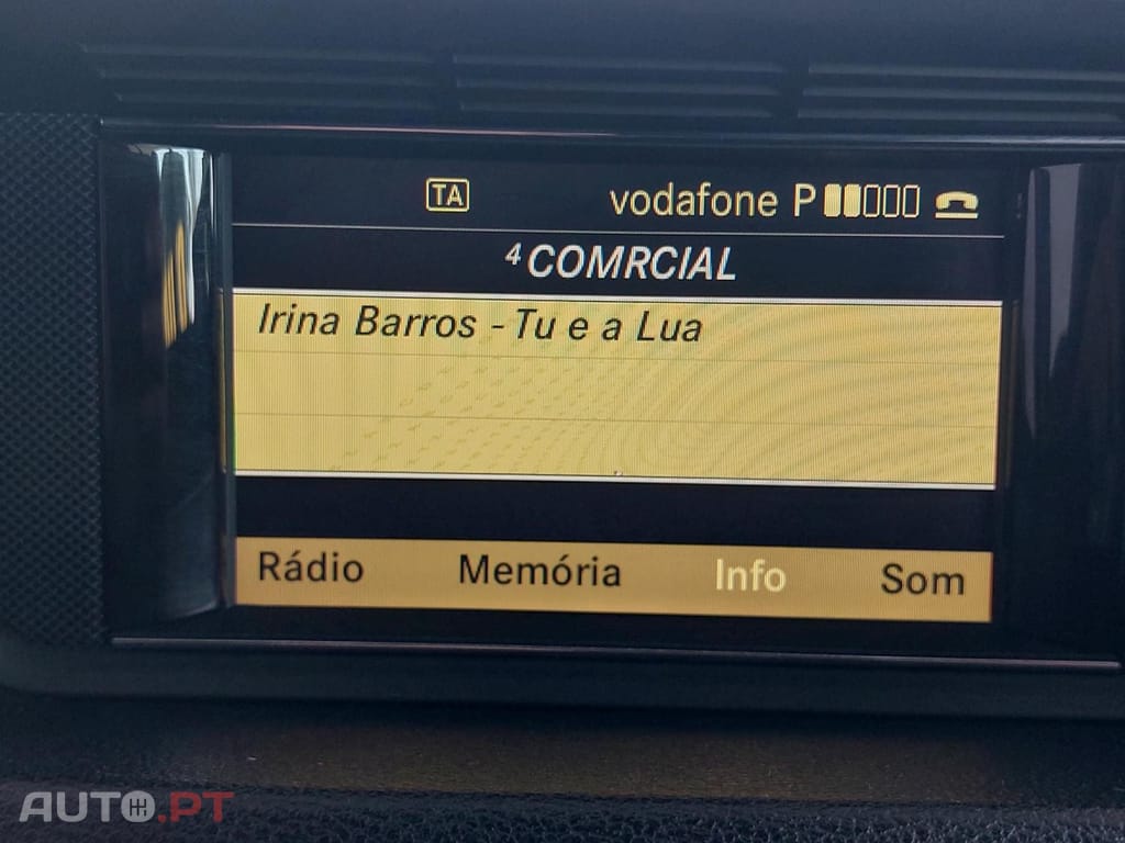 Mercedes-Benz E 220 CDI Avantgarde BlueEfficiency