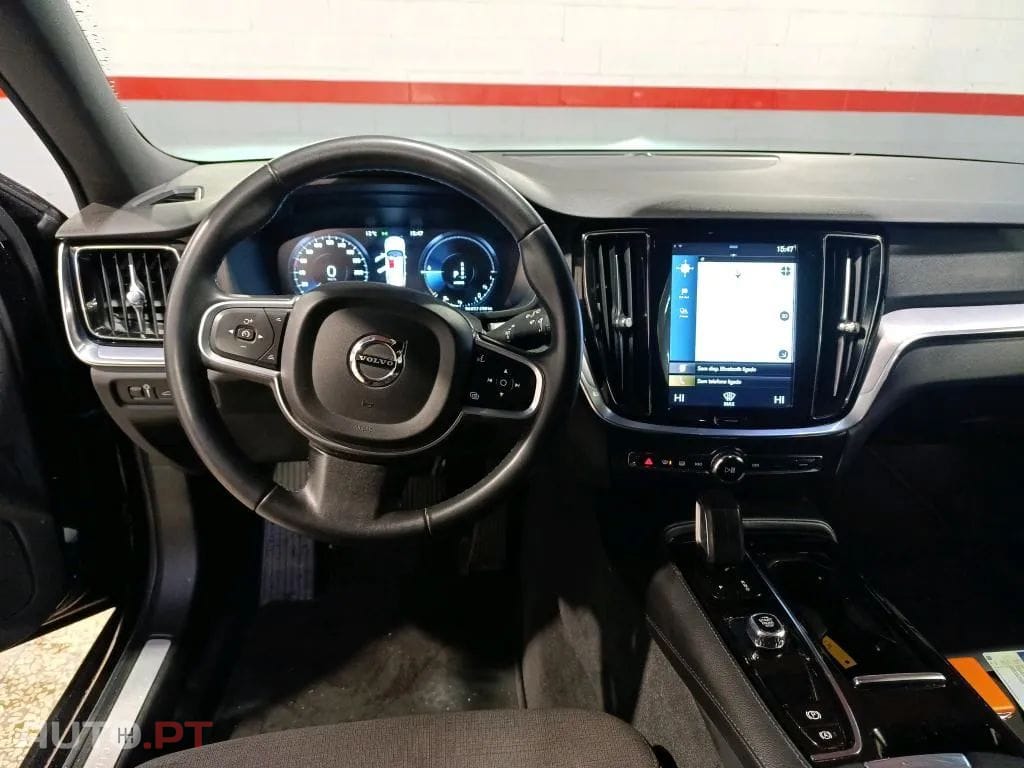 Volvo V60 2.0 T6 AWD TE Inscription Expression