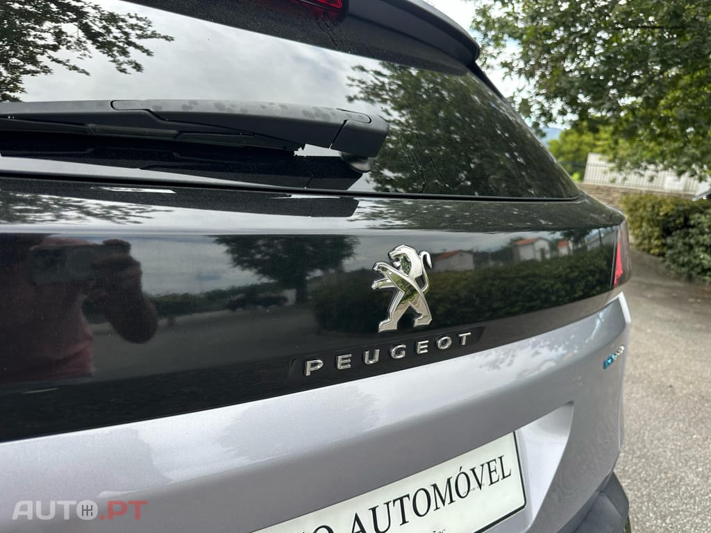 Peugeot 3008 1.6 Hybrid4 GT Pack e-EAT8