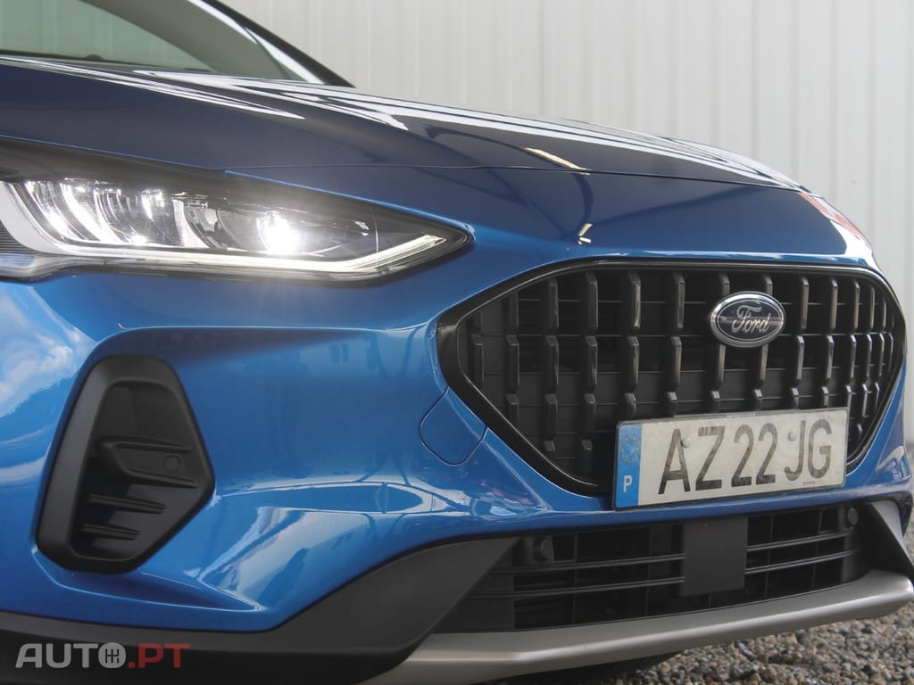 Ford Focus 1.0 EcoBoost MHEV Active X