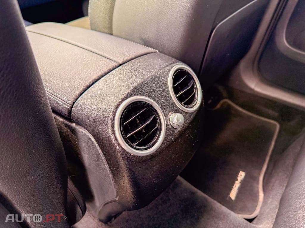 Mercedes-Benz GLC 300 de Coupe 4Matic 9G-TRONIC AMG Line