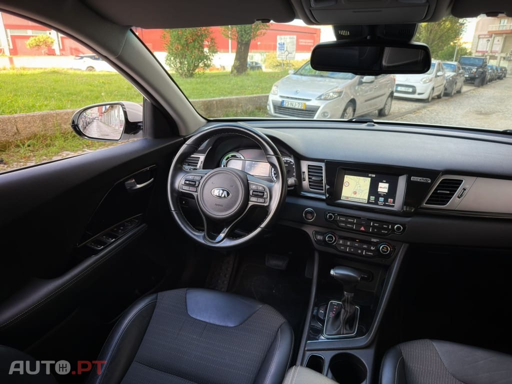 Kia Niro 1.6 GDi HEV Drive