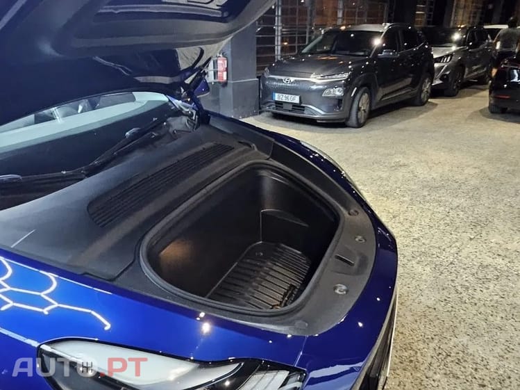 Tesla Model Y Performance Tração Integral