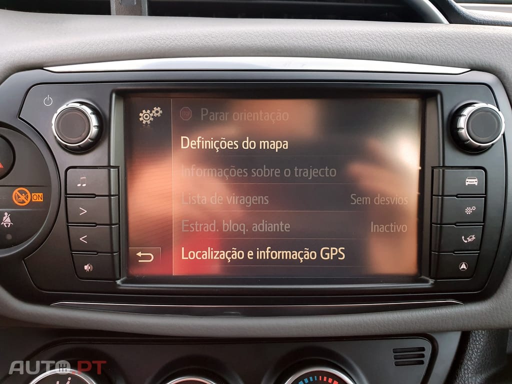 Toyota Yaris 1.0 VVT-i Comfort+Pack Style+Pack Techno+Navi