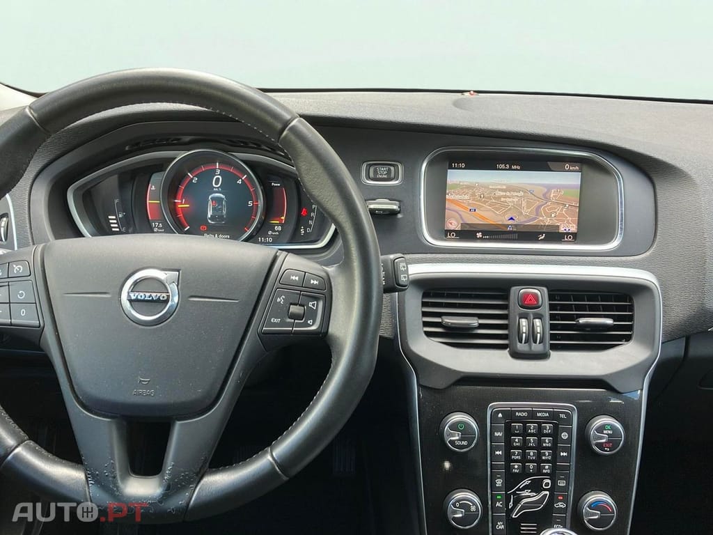 Volvo V40 2.0 D2 Momentum