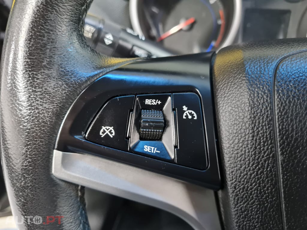Chevrolet Cruze 1.7 LTZ