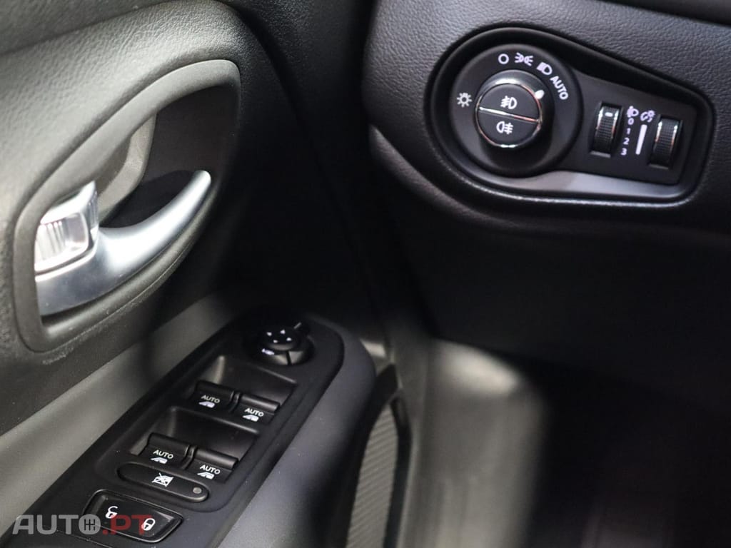 Jeep Renegade Longitude 1.0 Turbo Gasolina 120cv 4X2