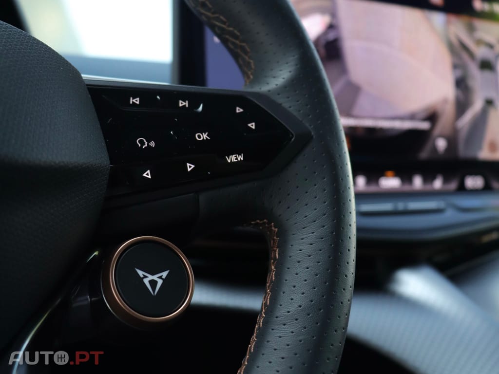 Cupra Tavascan 77 kWh Adrenaline