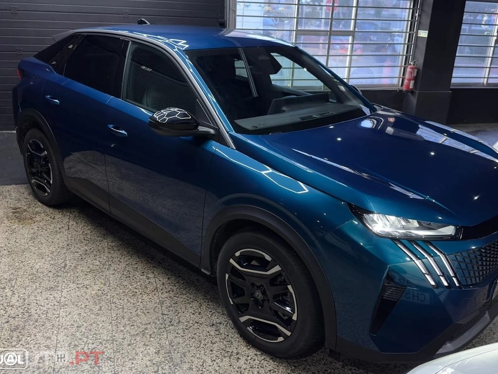Peugeot E-3008 Allure
