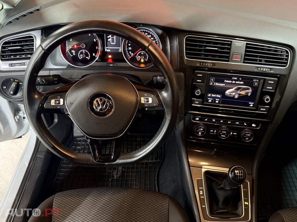 Volkswagen Golf 1.0 TSI Confortline