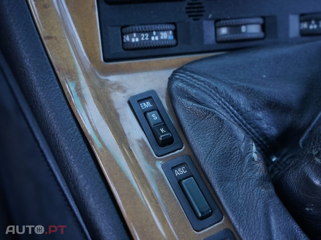 BMW 850 CSi