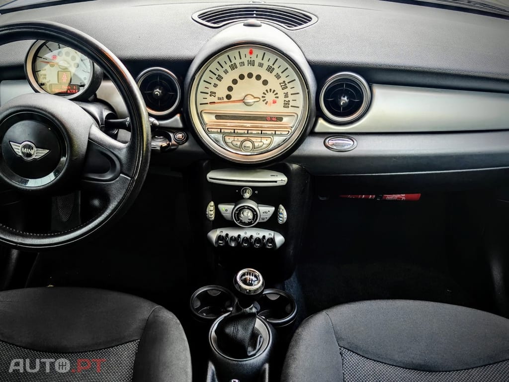 MINI Cooper Cooper D