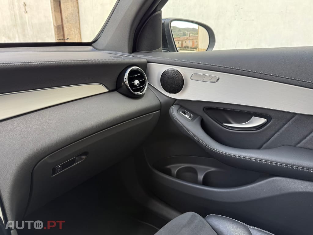 Mercedes-Benz GLC 300 de Coupe 4Matic 9G-TRONIC AMG Line