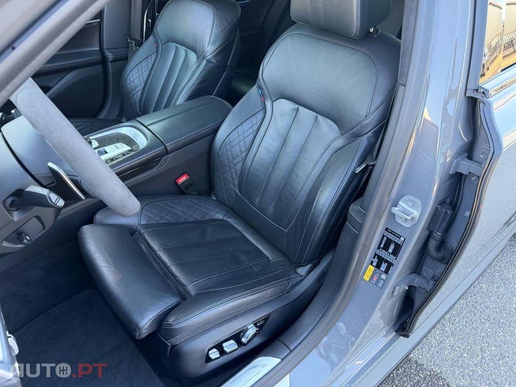 BMW 745 e M Sport