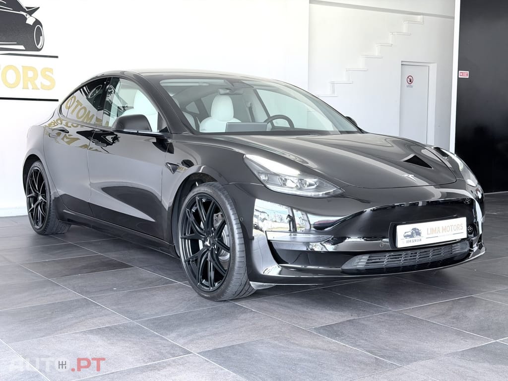 Tesla Model 3 Long Range Tração Integral Premium