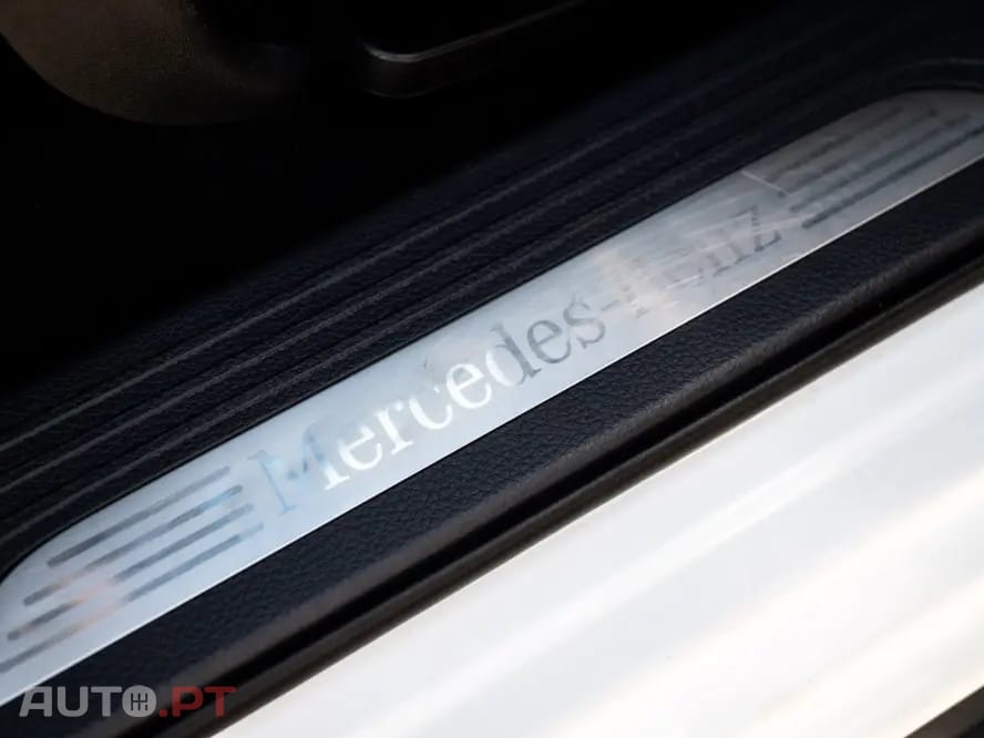 Mercedes-Benz X d Power 4-Matic