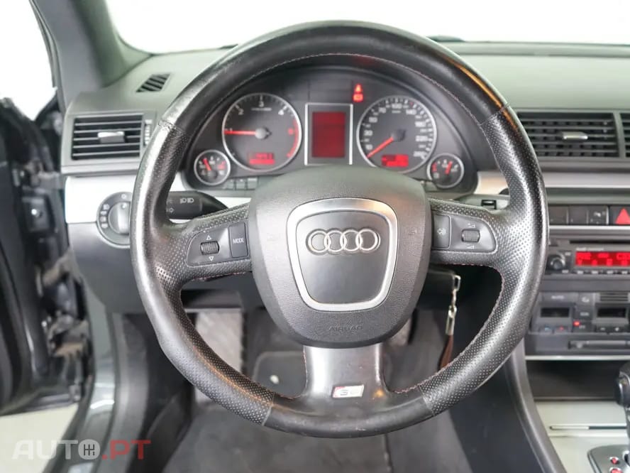 Audi A4 Avant 2.0 TDI S-line Multitronic