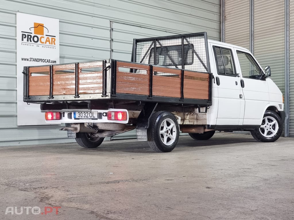 Volkswagen Transporter 2.4 D C. Dupla