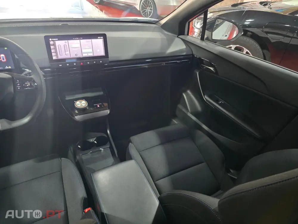 MG MG4 51 kWh Standard