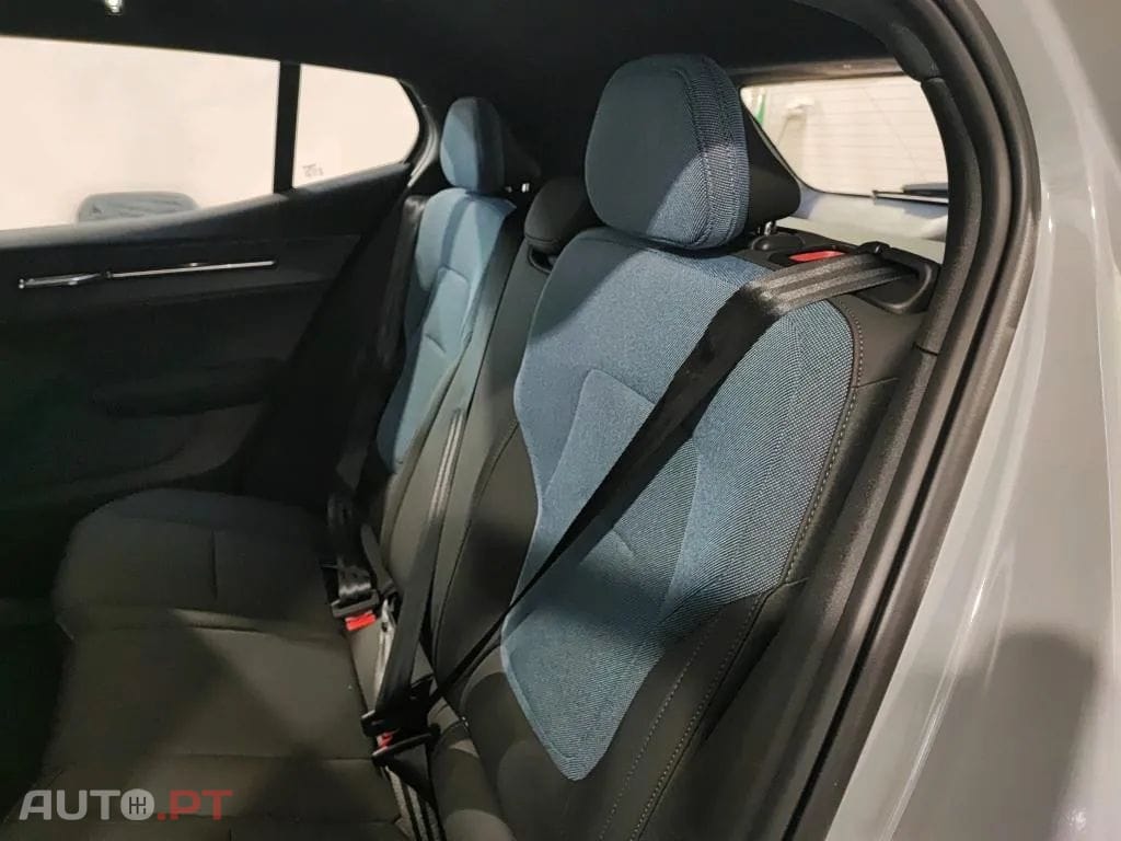 Volvo EX30 51 kWh Single Motor Core