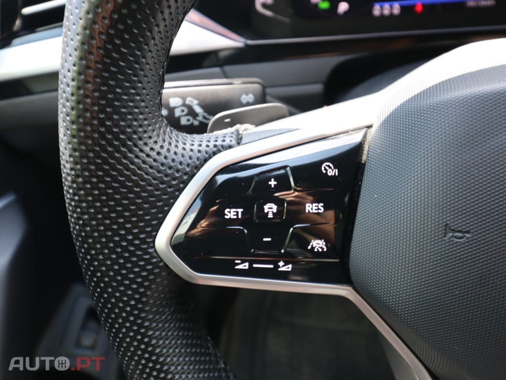 Volkswagen Arteon 2.0 TDI R-Line DSG