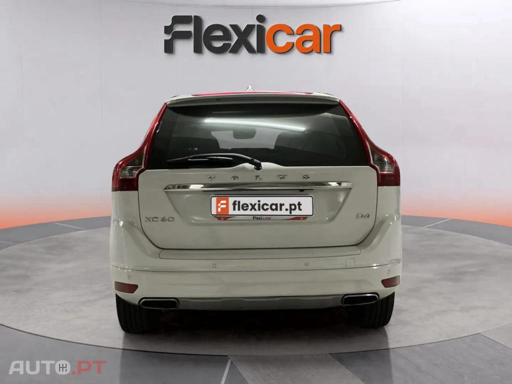 Volvo XC60 2.0 D4 Momentum Plus Geartronic