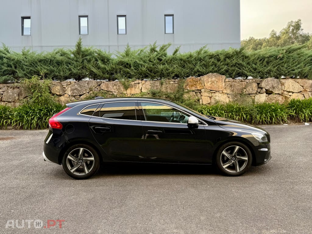 Volvo V40 1.6 D2 R-Design