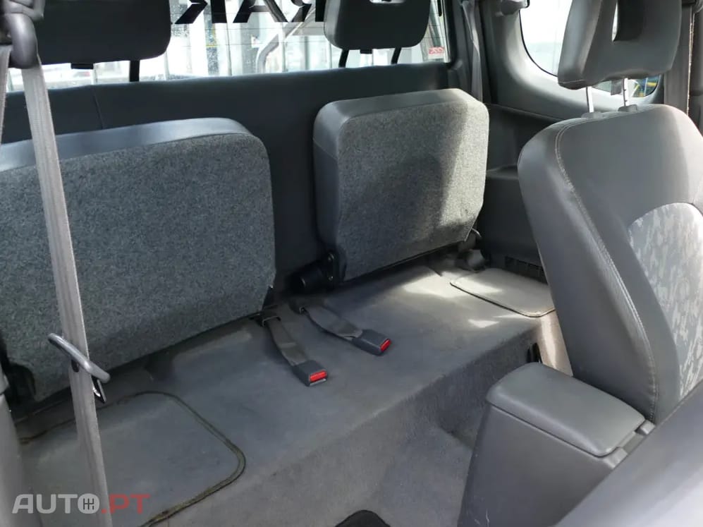 Mitsubishi L200 2.5 TD Strakar CD