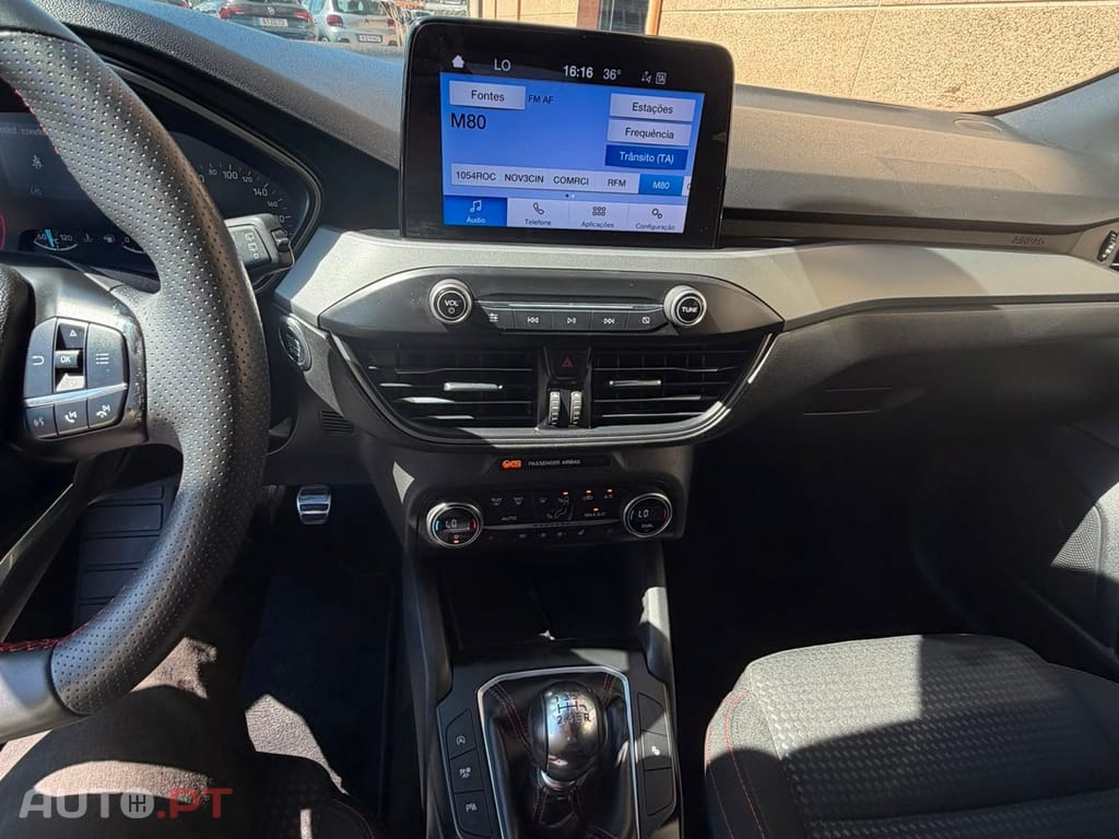 Ford Focus 1.0 EcoBoost MHEV Active