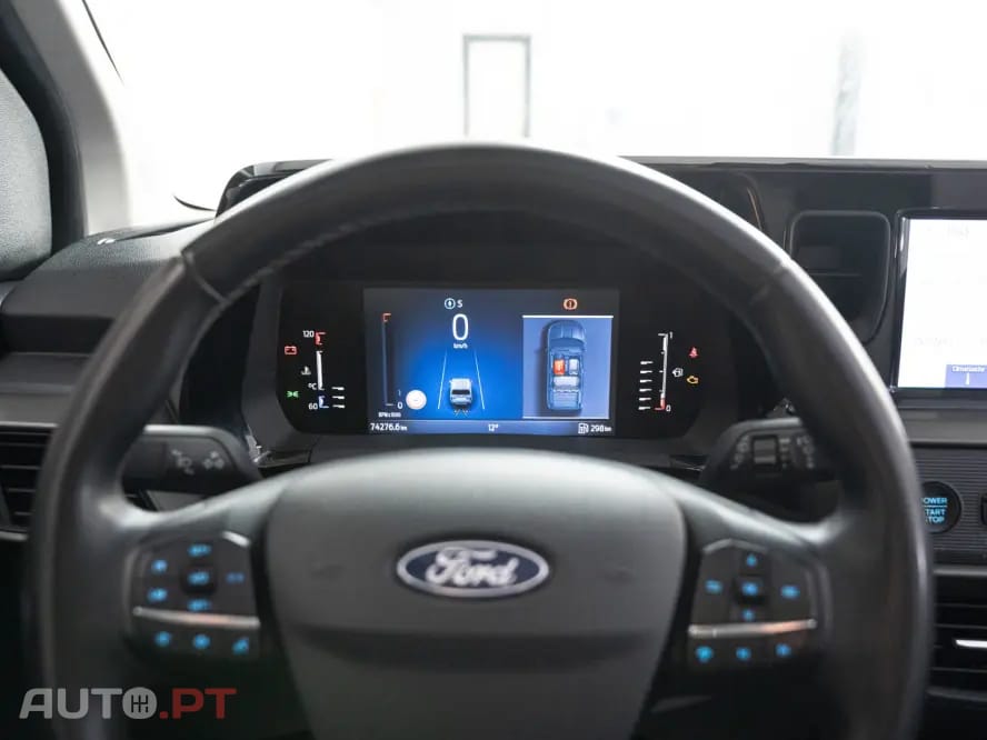 Ford Tourneo 1.0 EcoBoost Titanium