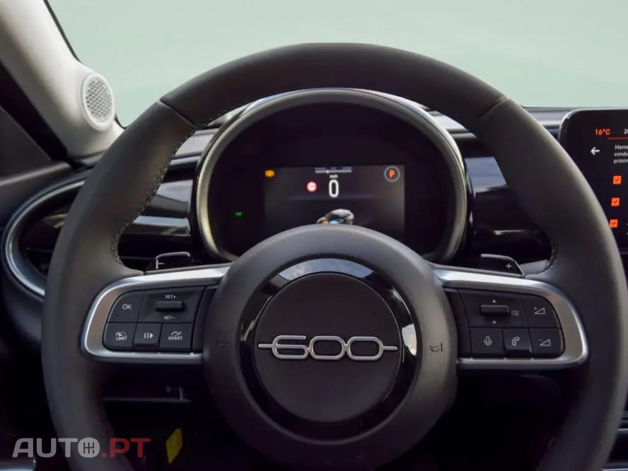Fiat 600 1.2 Hybrid Icon