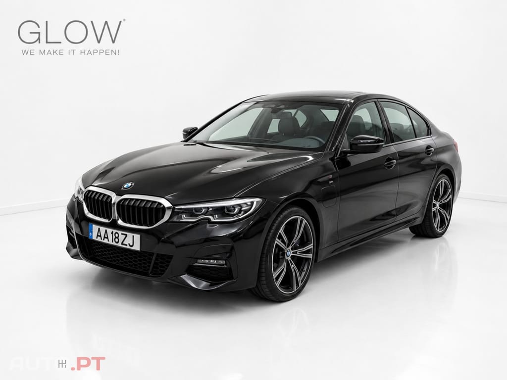 BMW 330 e Pack Desportivo M Pro Auto