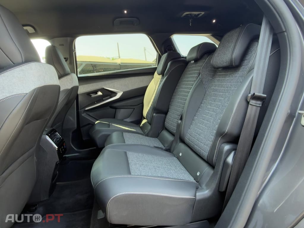 Peugeot 5008 1.2 Hybrid Allure e-DCS6