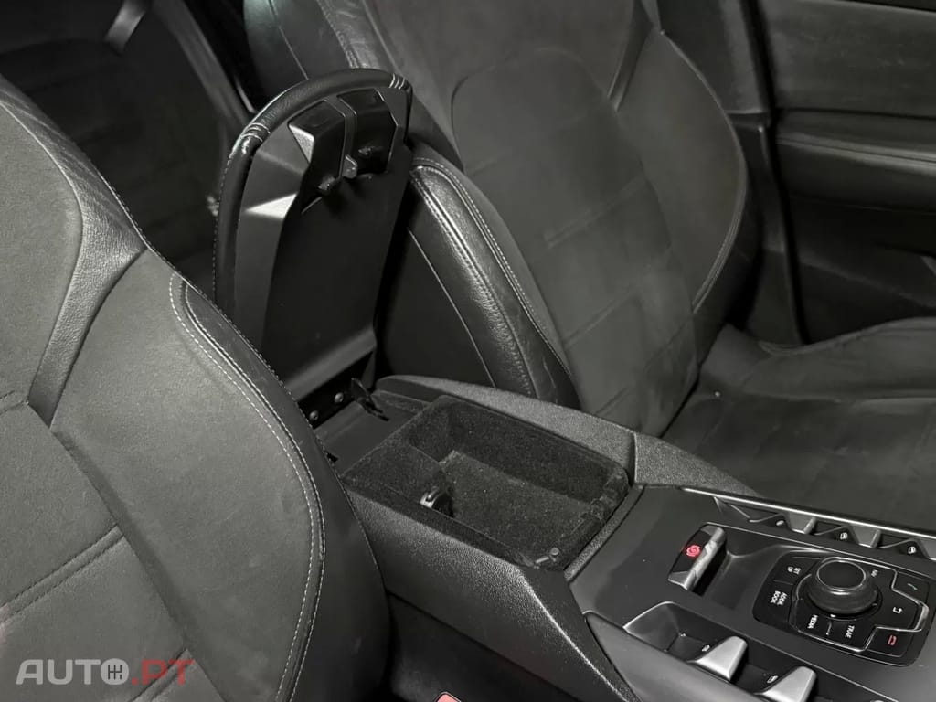 Citroen DS5 2.0 HDi Hybrid4 Sport Chic CMP6