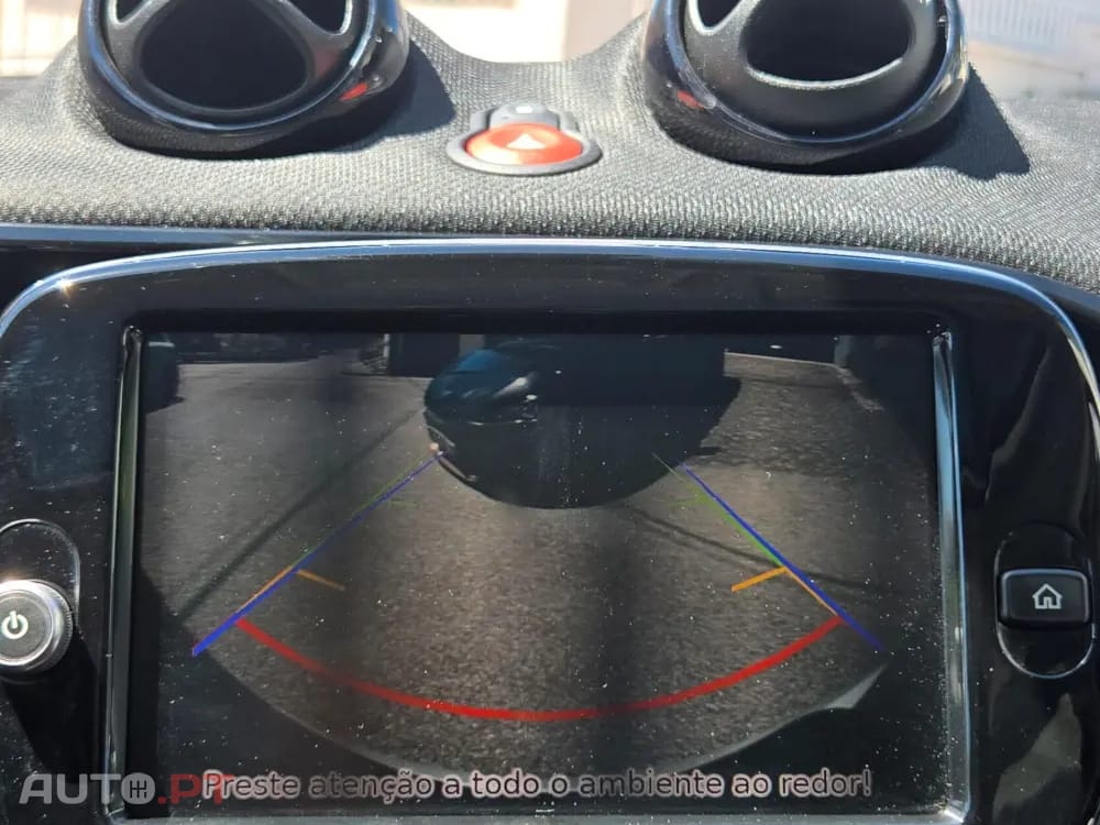 Smart ForFour EQ pulse