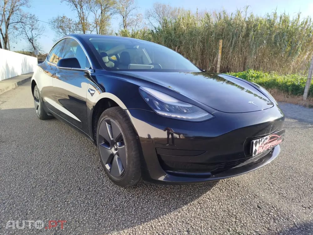 Tesla Model 3 Tração Traseira
