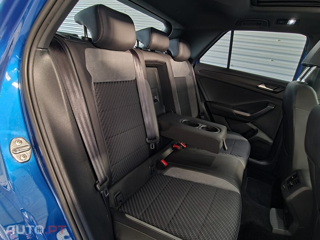 Volkswagen T-Roc 2.0 TSI OPF 4MOTION DSG R-Line